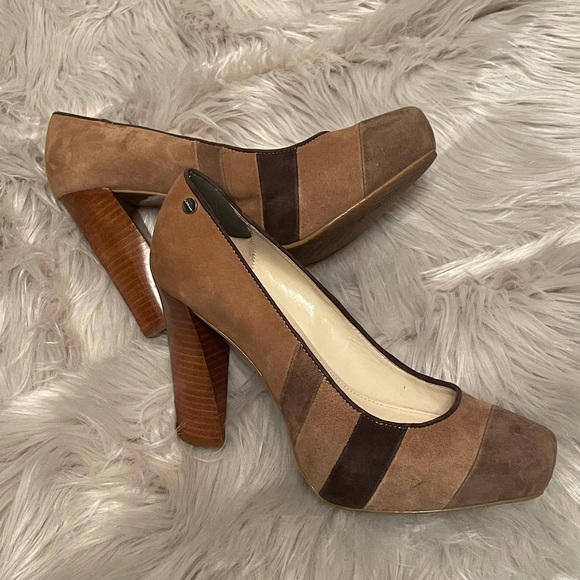 Sz 6M “Gabbey” Calvin Klein Suede Pumps with Wooden Heels - Picture 2 of 9